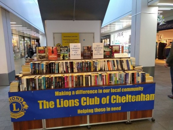 booksale lions